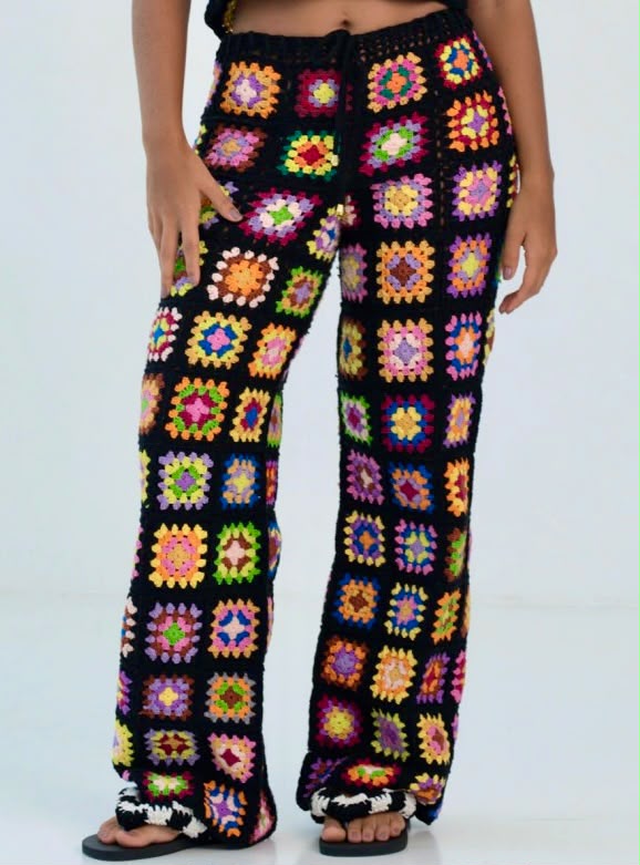 Calça Crochê Square Preta Vicstores